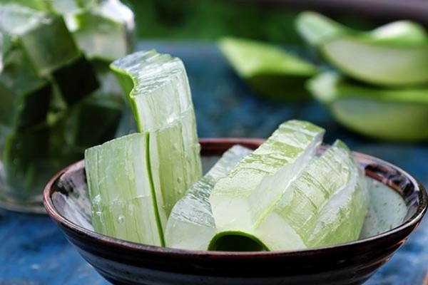 Nha đam - nguyên liệu lành tính giúp giảm mụn, phục hồi làn da sau mụn