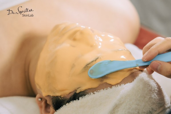 Trị mụn đầu đen không xâm lấn với liệu trình Papaya Peel Off Mask