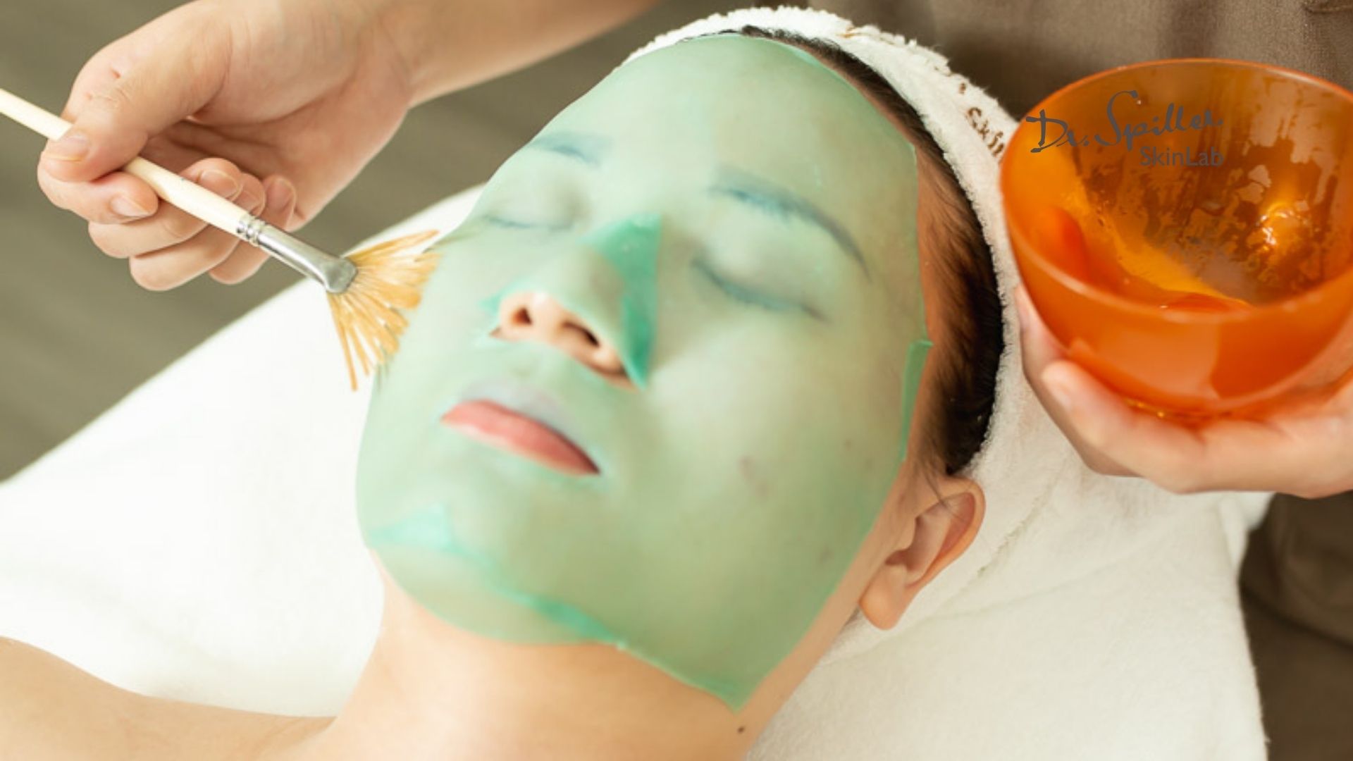 Collagen Fleece Mask With Fruit Acid chống lão hoá cho làn da