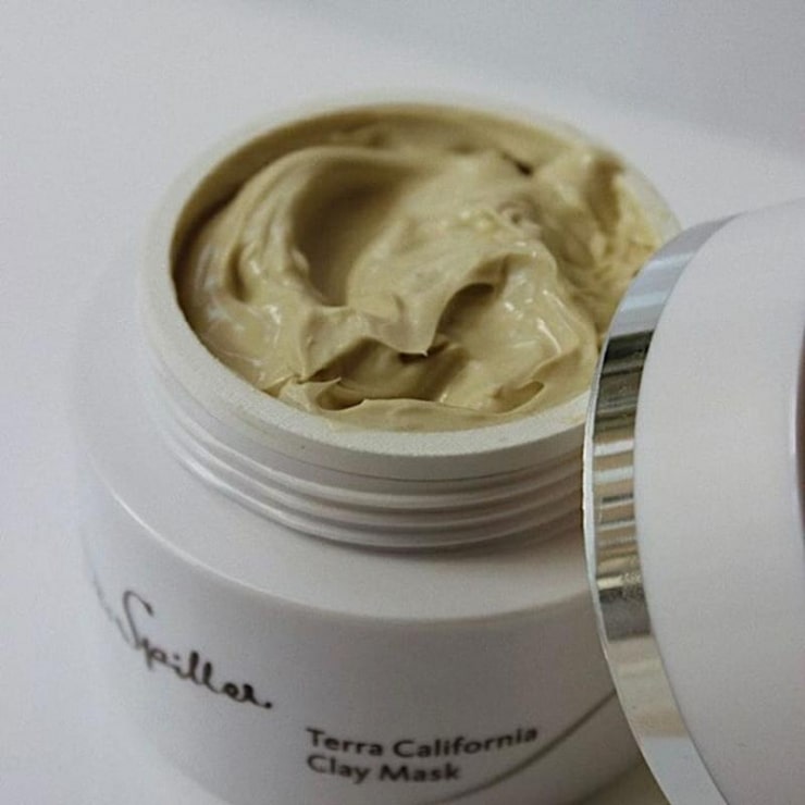 Liệu ra California Clay Mask - đáp án cho câu hỏi "Da mặt lỗ chân lông to phải làm sao?"