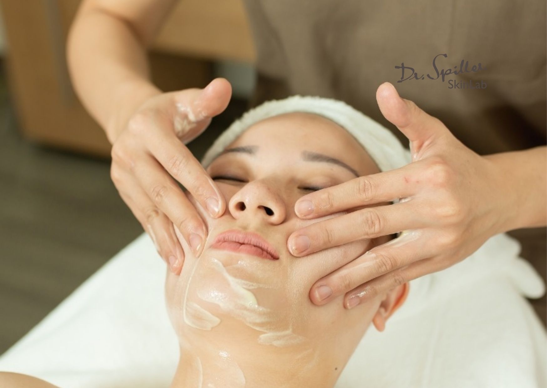 Phục hồi da siêu nhạy với Sensicura Cream Mask