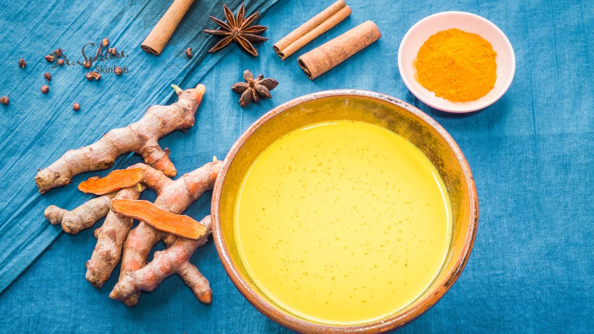 Cách đơn giản và phổ biến nhất là dùng nghệ tươi nghiền nhuyễn rồi thoa lên vùng da bị nám
