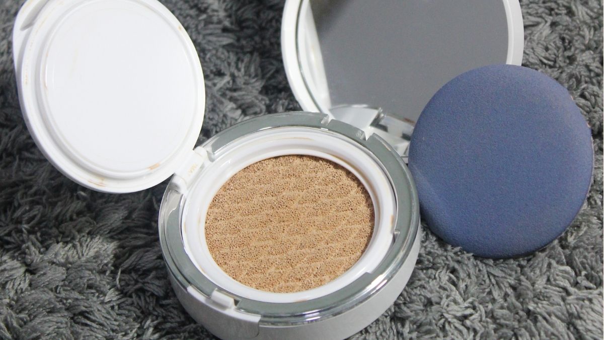 Dùng cushion có cần phấn phủ không? Câu trả lời phụ thuộc vào điều gì?