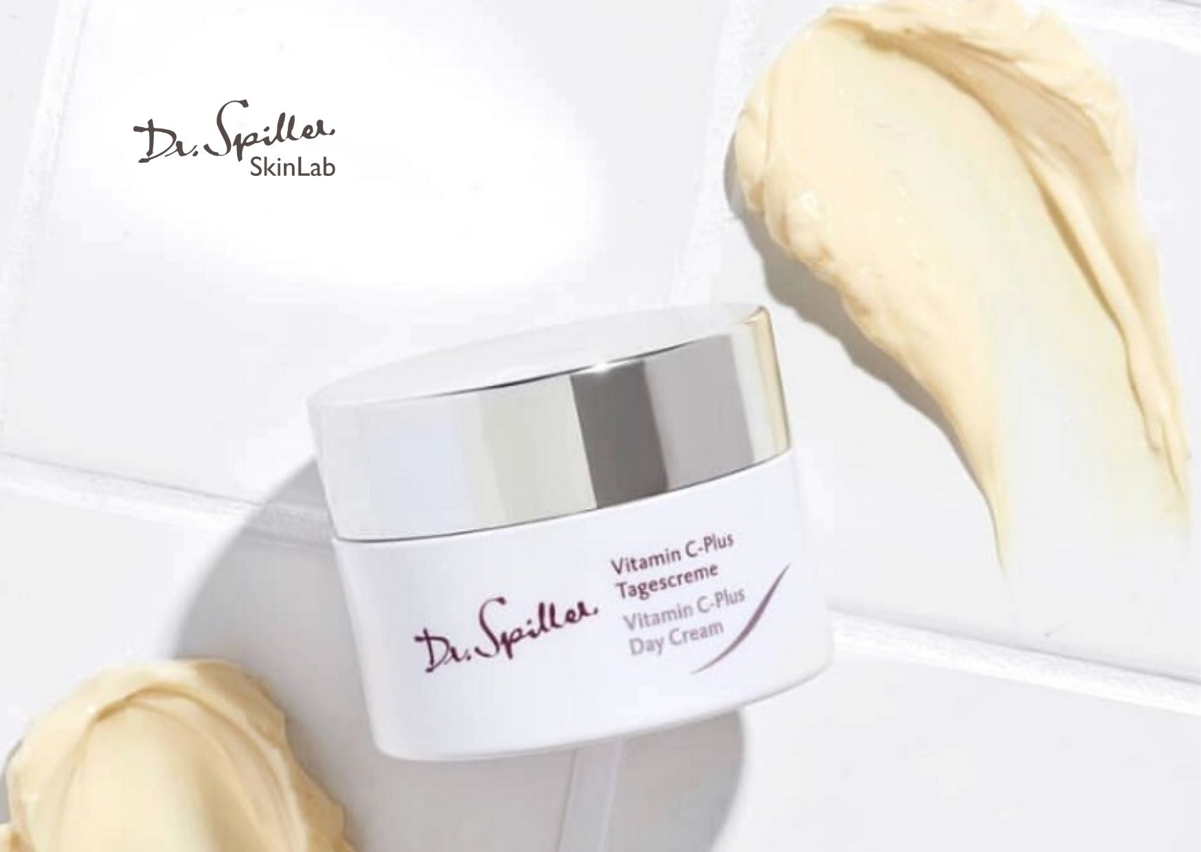 Vitamin C-Plus Day Cream dưỡng ẩm nhẹ, làm sáng da, cải thiện đàn hồi và bảo vệ khỏi tác động môi trường