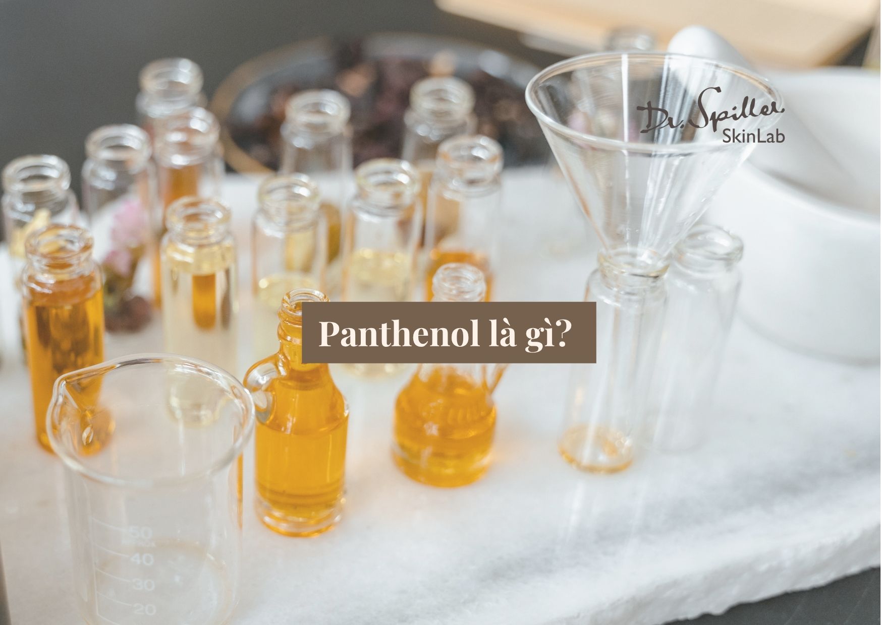 Panthenol hoạt động như thế nào trên da và tóc?