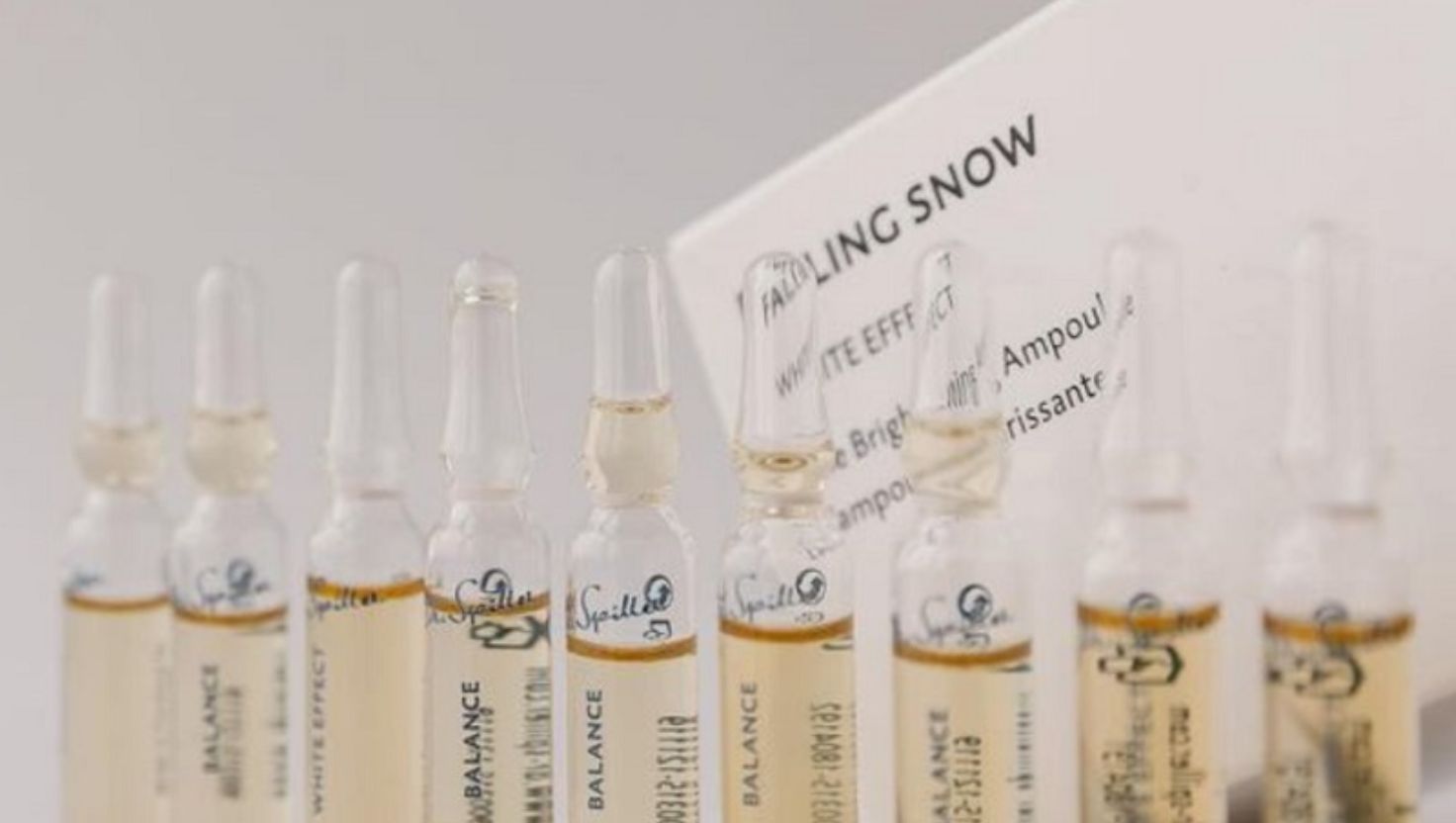 Hyaluronic Acid là thành phần không thể thiếu trong bất kỳ serum nào dành cho da khô