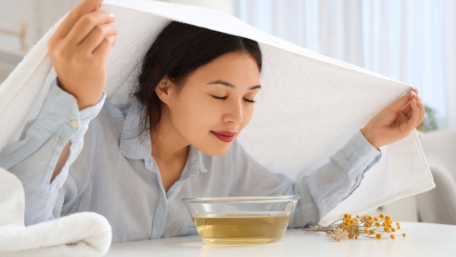 Lưu ý: Sau xông hơi, tránh ra nắng ngay và không dùng sản phẩm tẩy da chết mạnh.