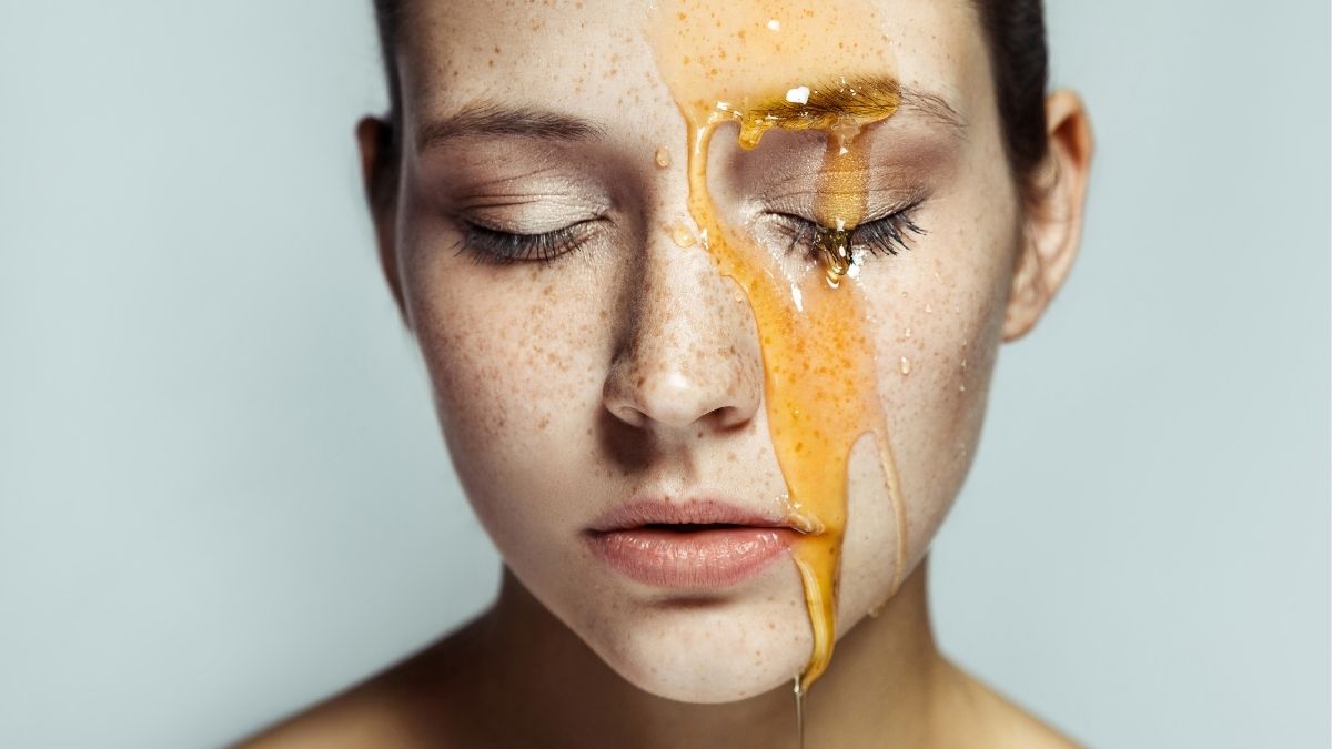 Mật ong là một thành phần tự nhiên có khả năng kháng khuẩn, làm dịu và nuôi dưỡng da