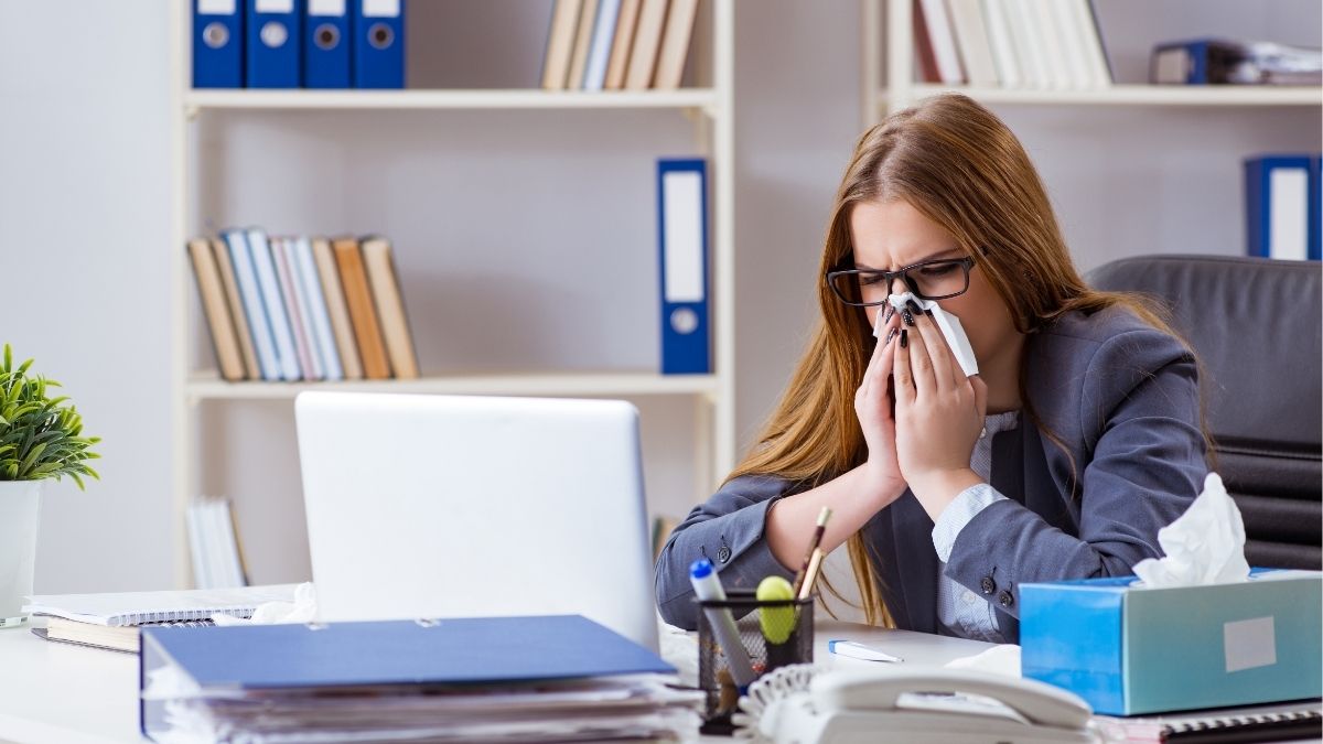 Chăm sóc da cho dân văn phòng với 3 bước hiệu quả và khoa học