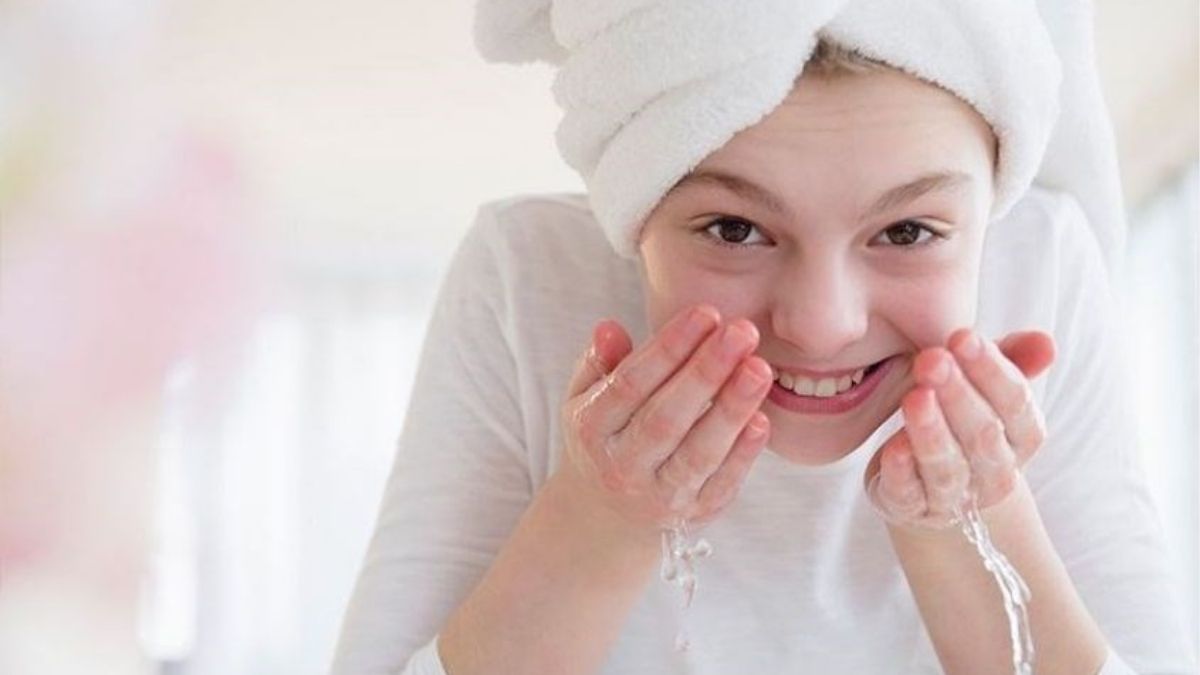 Làm sạch là bước quan trọng nhất trong chu trình dưỡng da cho tuổi teen