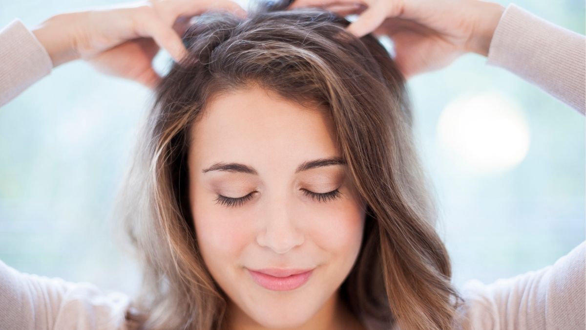 Lợi ích thực sự của việc tẩy da chết cho da đầu