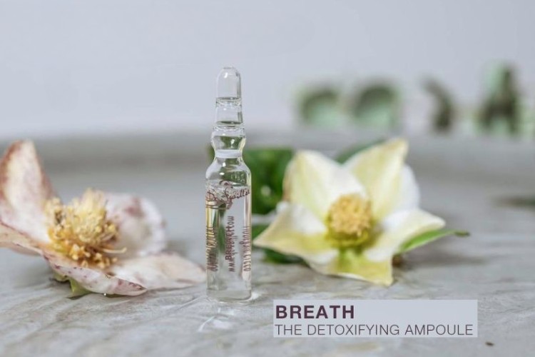 Dùng Breath – The Detoxifying Ampoule vào bước serum sáng hoặc tối để cải thiện nhanh làn da đang xỉn màu, thiếu sức sống