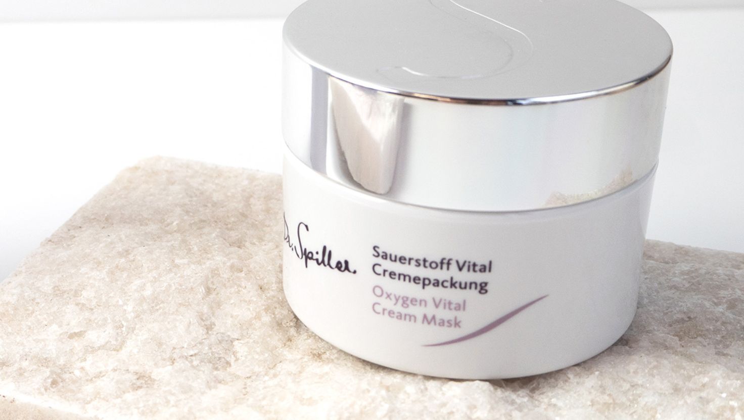 Dịch vụ chăm sóc da dành cho mụn bọc ở cằm tại Dr-Spiller Skinlab