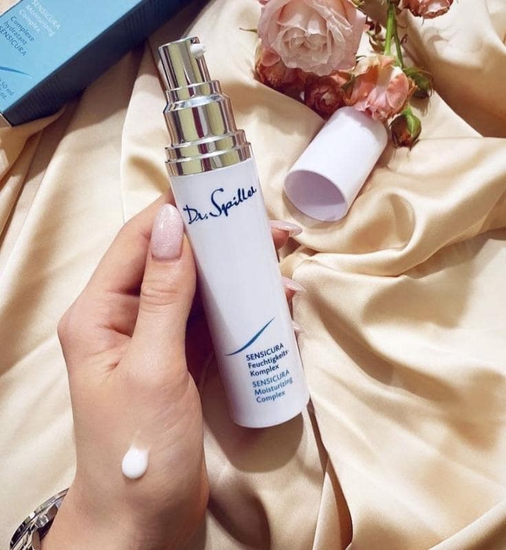 Dr. Spiller Sensicura Moisturizing Complex: Công thức nhẹ nhàng, bổ sung độ ẩm liên tục, phục hồi màng bảo vệ da