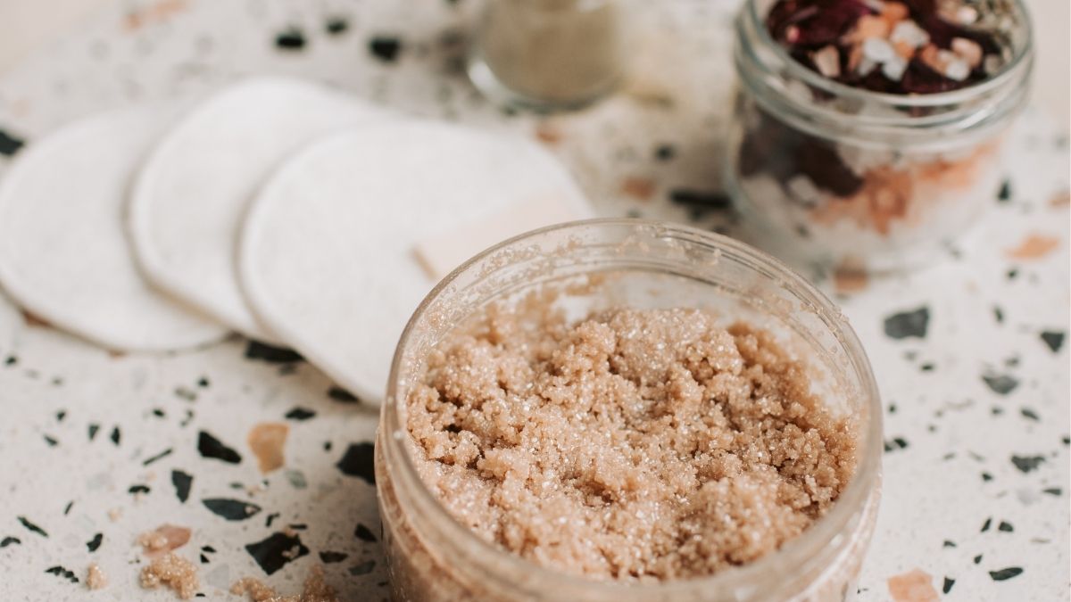 Tầm quan trọng của việc tẩy da chết cho mặt đúng cách