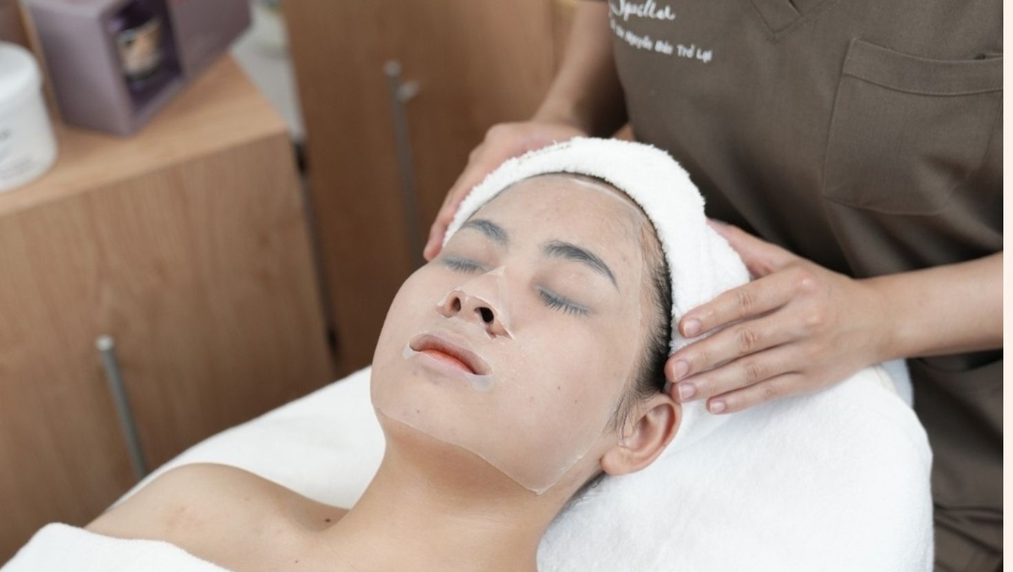 Liệu trình chống lão hoá tại Dr-Spiller Skinlab