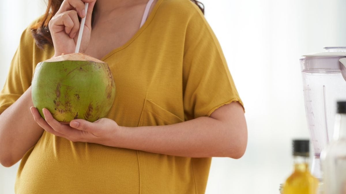 Uống nước dừa mỗi ngày có làm da sáng khỏe hơn không?