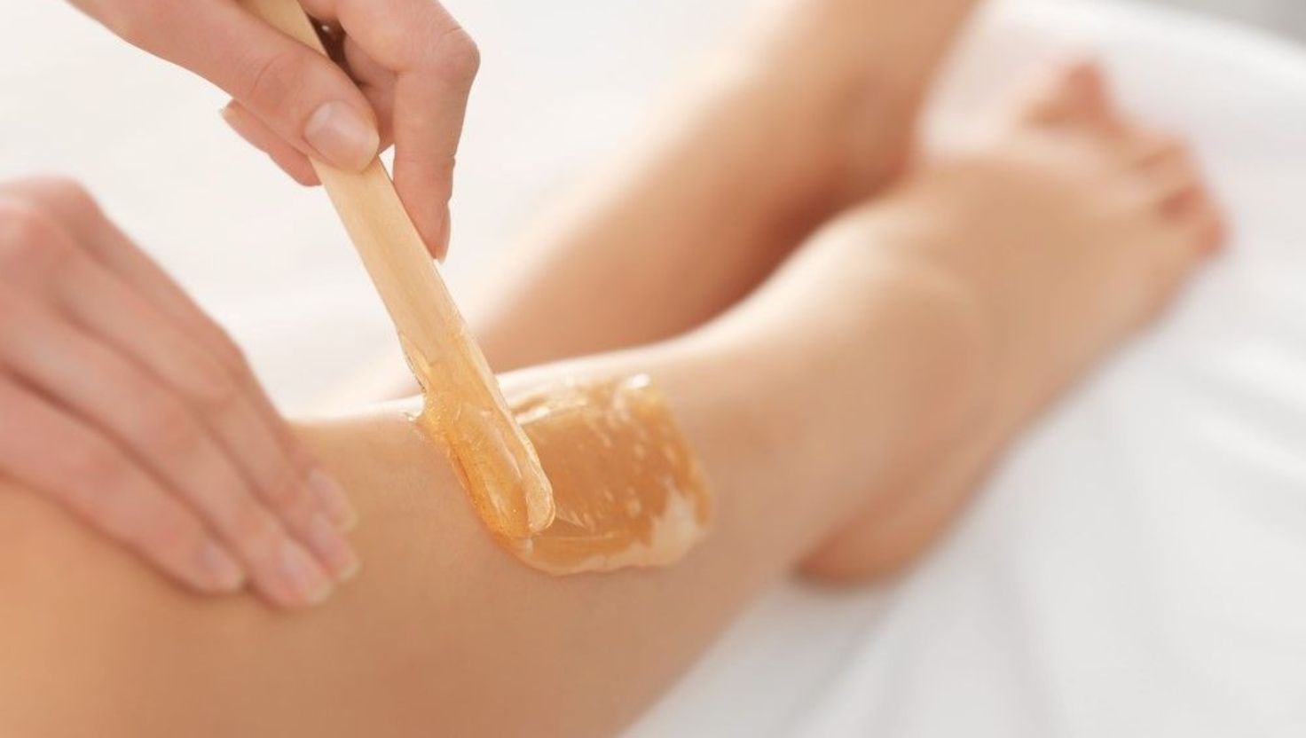 Wax lông có hại không? Cảnh báo & cách chăm sóc da đúng