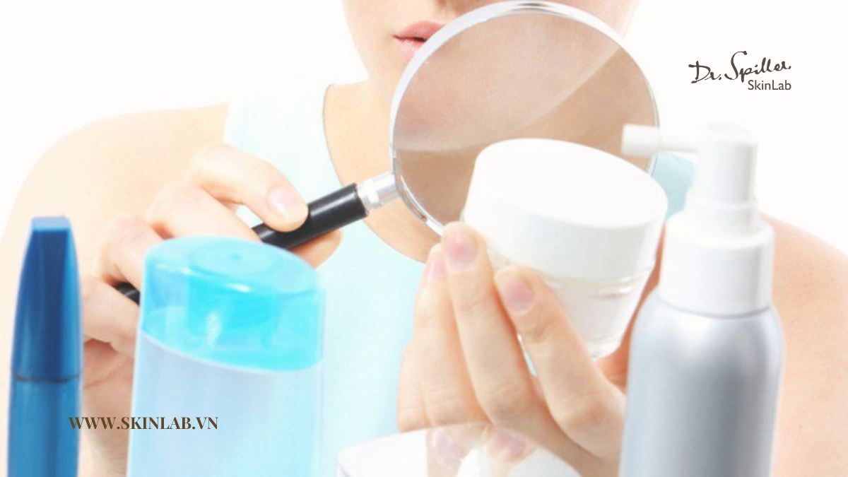 Kiểm tra kỹ thành phần và hạn chế các chất gây kích ứng