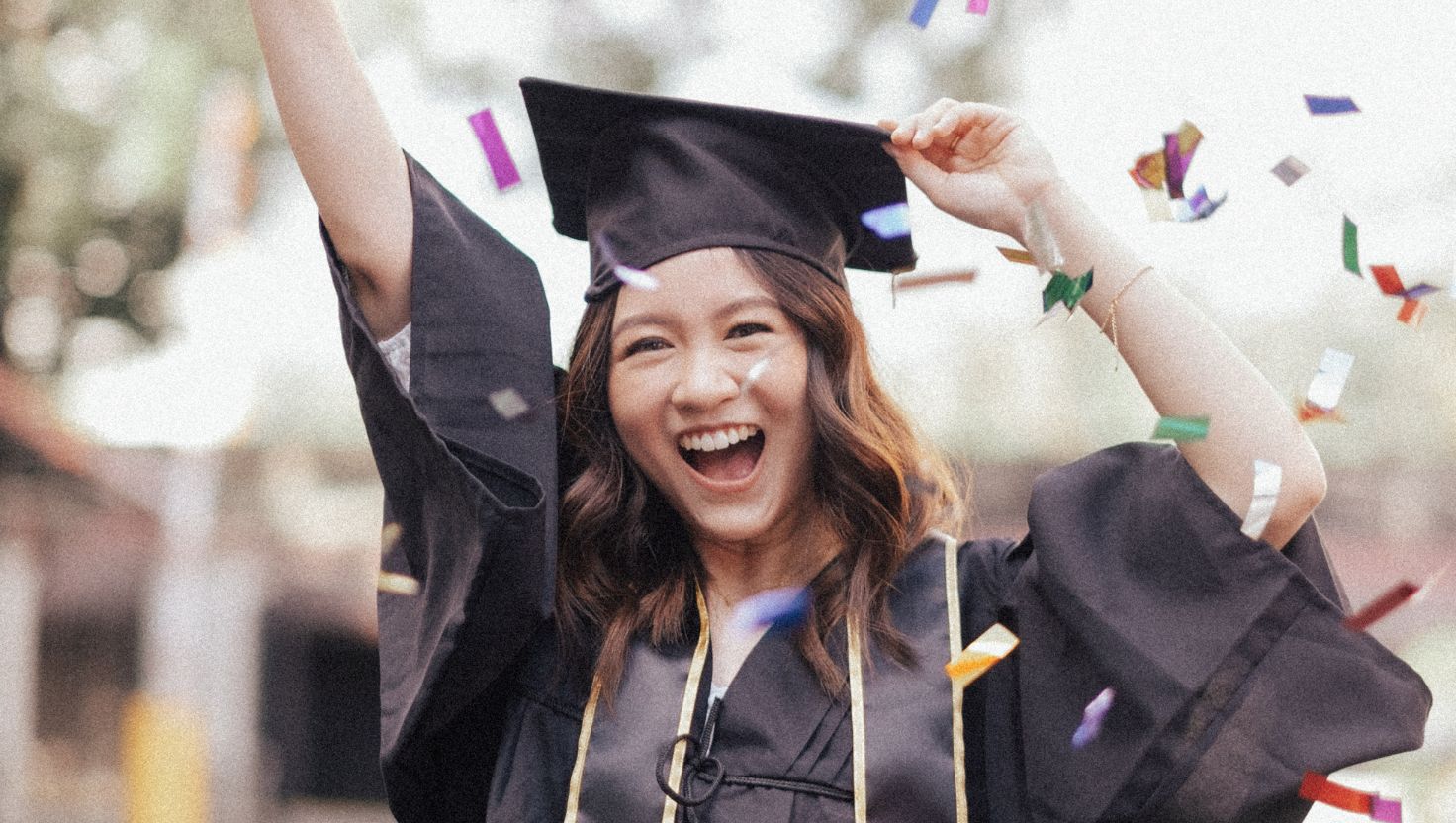 Vì sao nên chuẩn bị chăm sóc sắc đẹp trước lễ tốt nghiệp?