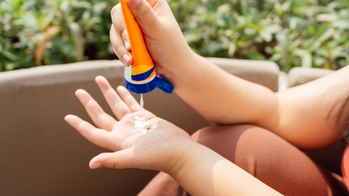 Lời khuyên dành cho việc chăm sóc da mặt và cơ thể mùa hè