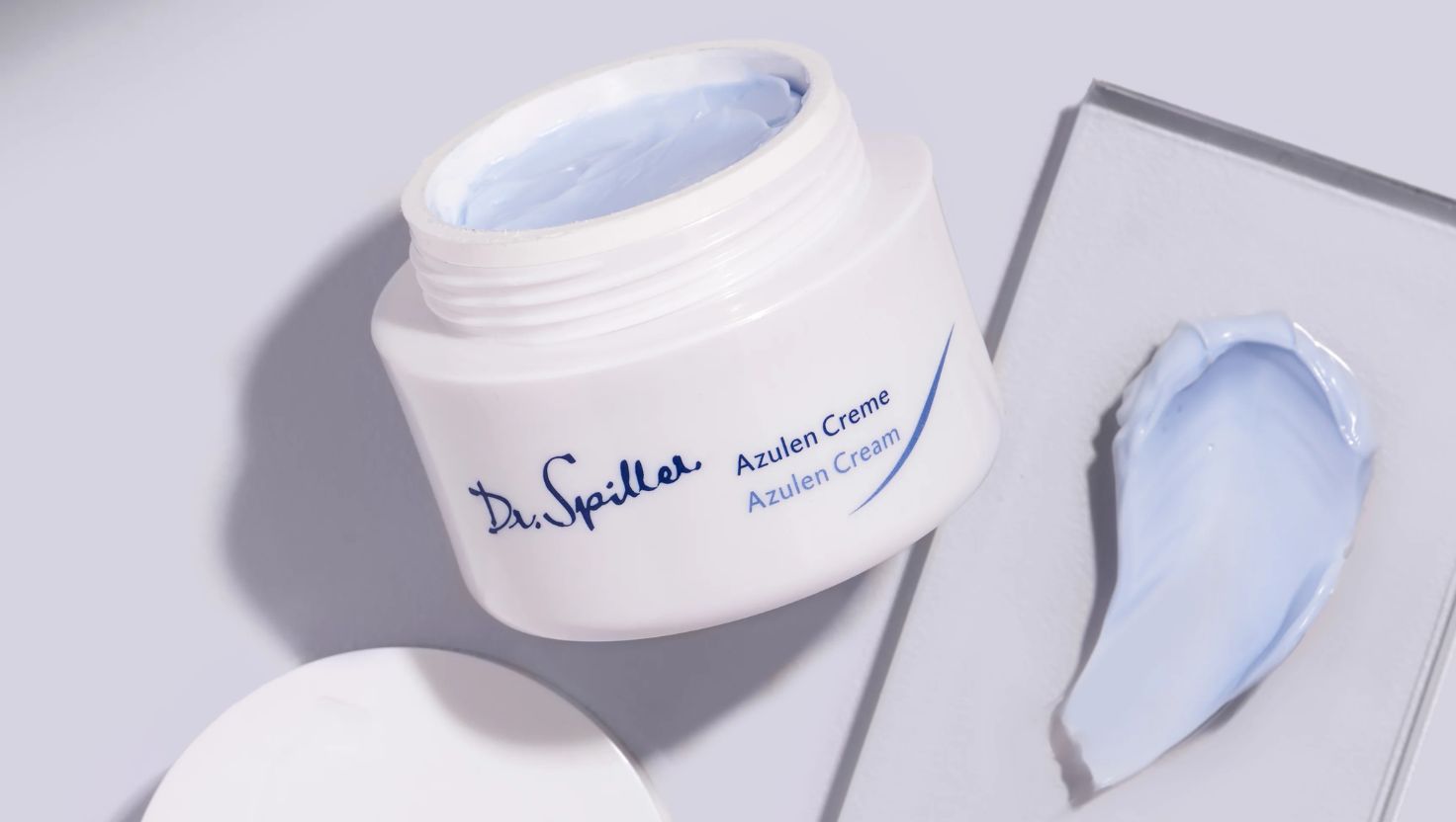 Gợi ý sản phẩm hỗ trợ phục hồi da cháy nắng nhạy cảm