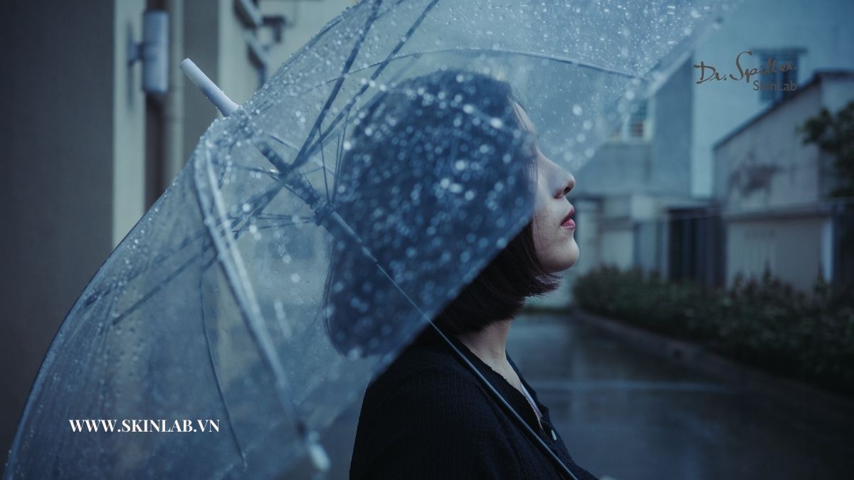 Chăm Sóc Da Nhạy Cảm Mùa Mưa Ẩm