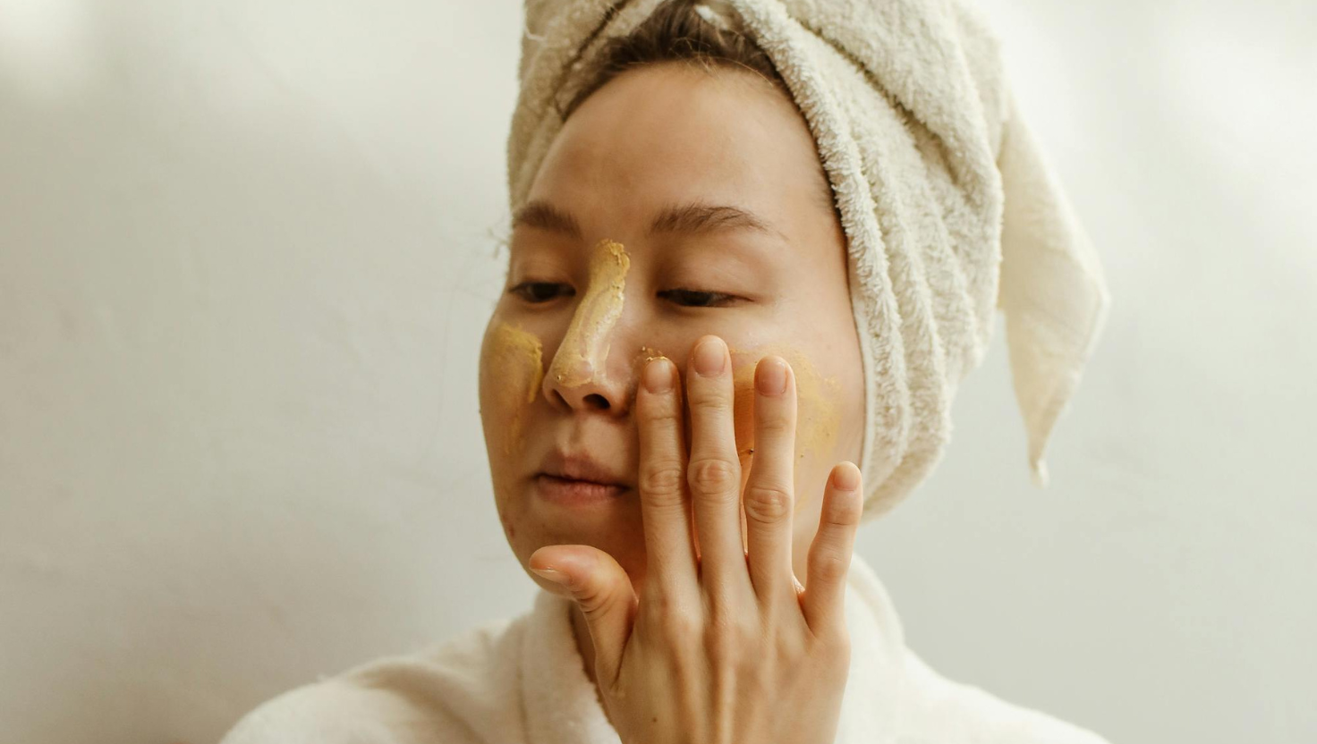 Phương pháp chăm sóc giúp da nhạy cảm bị khô cải thiện