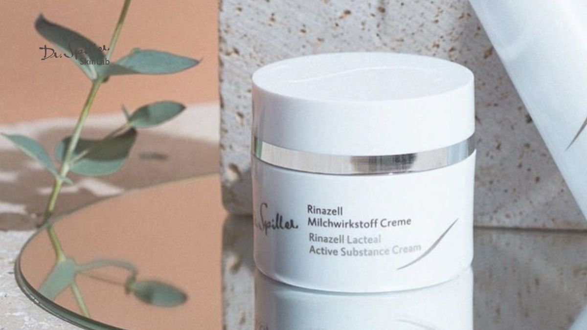 Rinazell Lacteal Active Substance Cream: giàu dưỡng chất, làm mềm mượt da khô nhạy cảm.