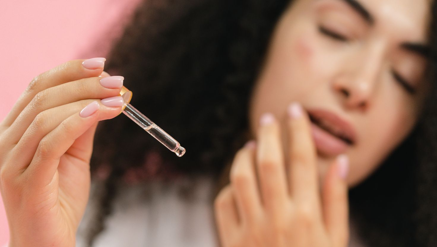 Vì sao serum quan trọng với da nhạy cảm?