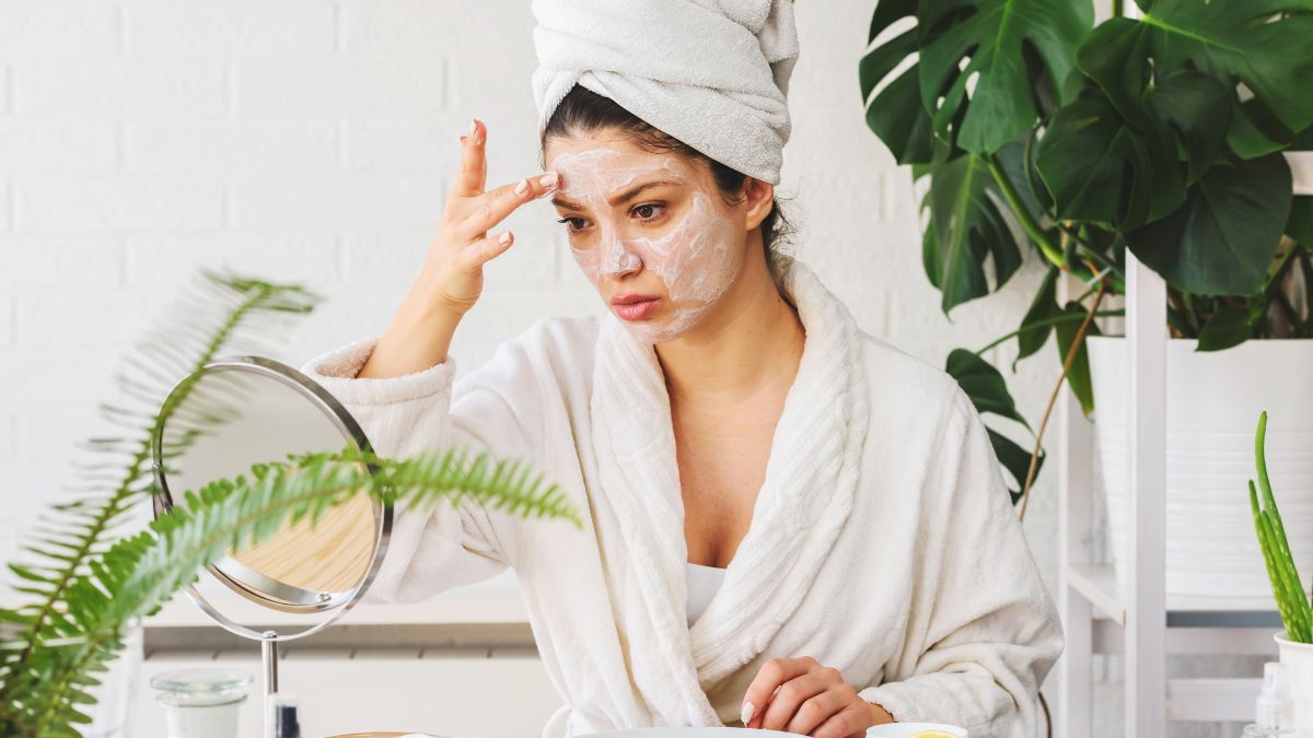 Sau khi trở về từ chuyến đi, đây là chu trình skincare sau khi đi biển chi tiết giúp bạn phục hồi làn da một cách hiệu quả nhất.