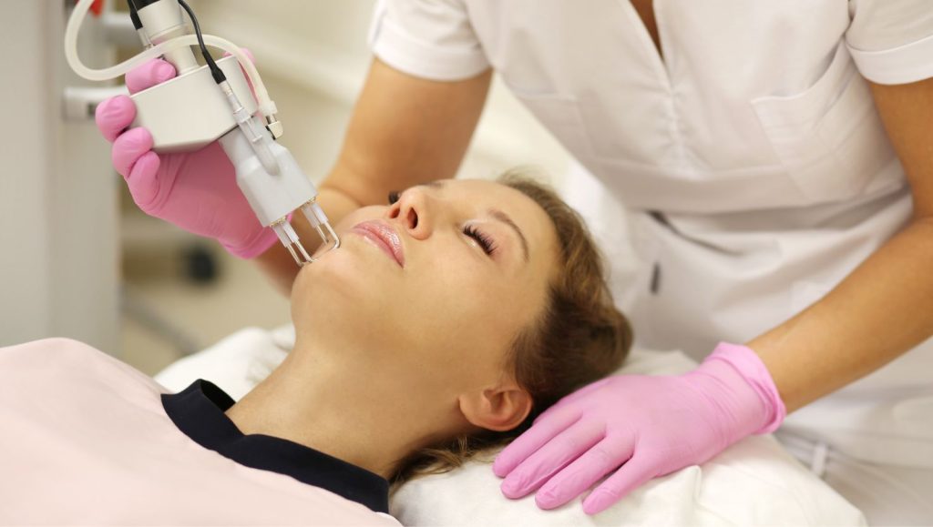 Vì sao nên chọn spa trị nám tại Hà Nội?