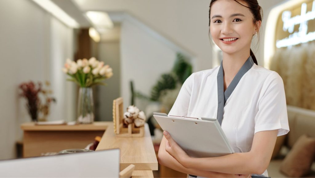 Tay nghề cao giúp điều chỉnh kỹ thuật phù hợp với từng loại da nhạy cảm sau trị liệu.