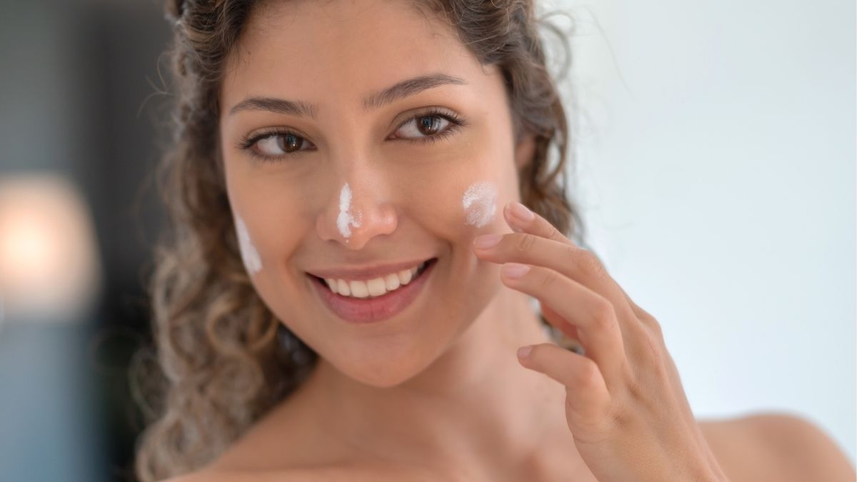 Bảo vệ da mùa hè bằng cách sử dụng kem chống nắng cho da