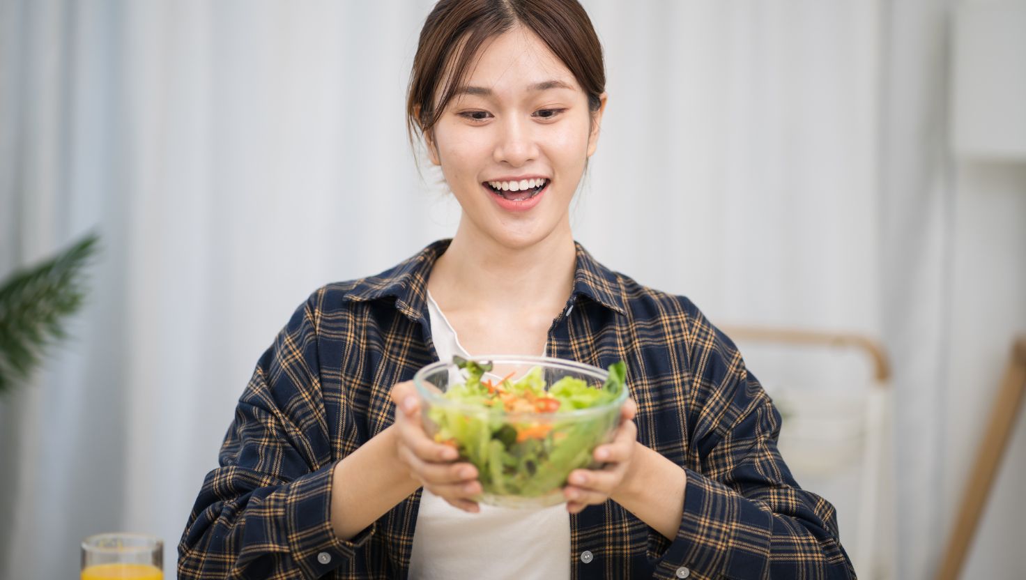 Để làn da khỏe đẹp từ bên trong, bạn cần có một lối sống lành mạnh.