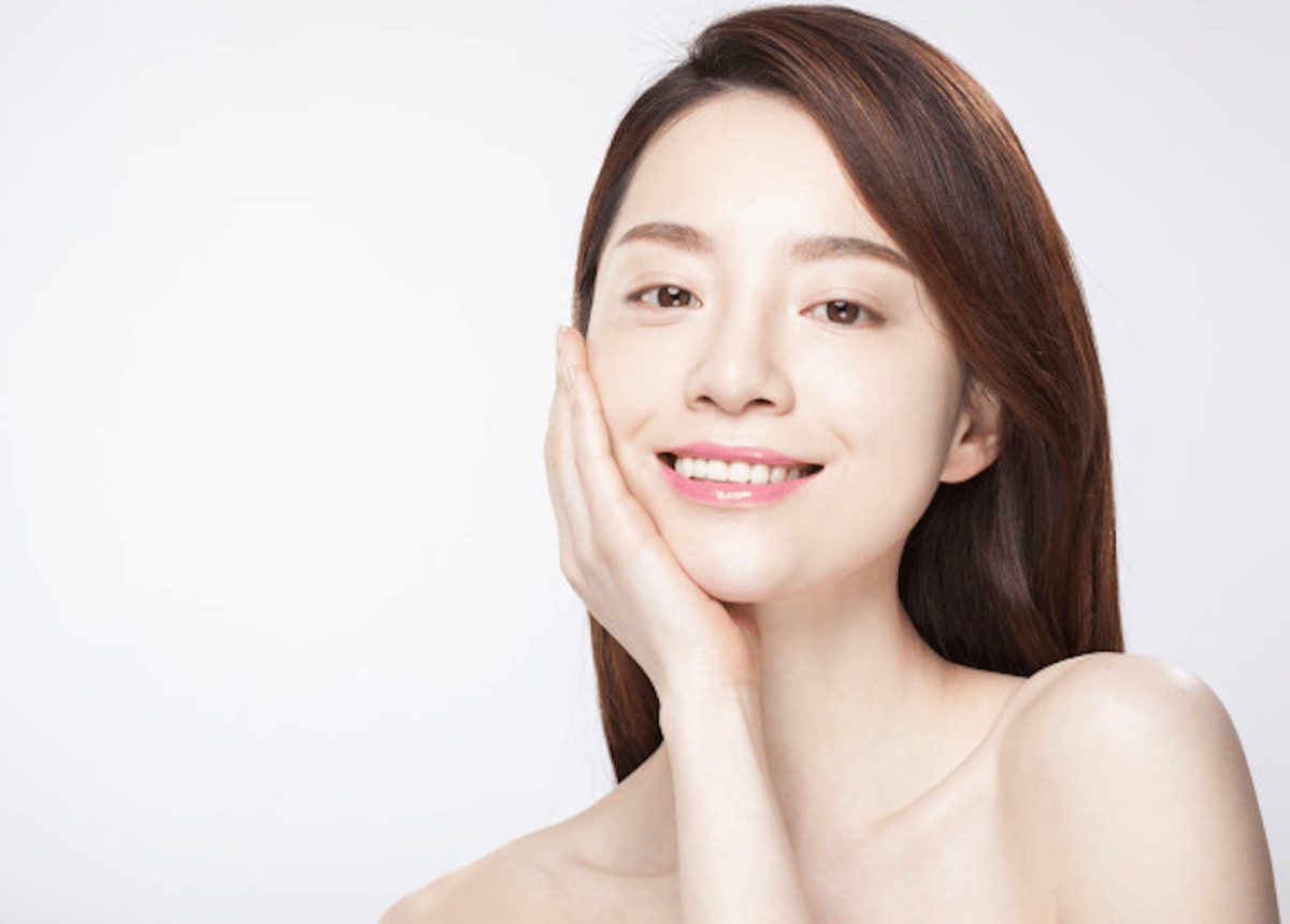 Làn da rạng rỡ luôn là mong ước của mọi cô gái