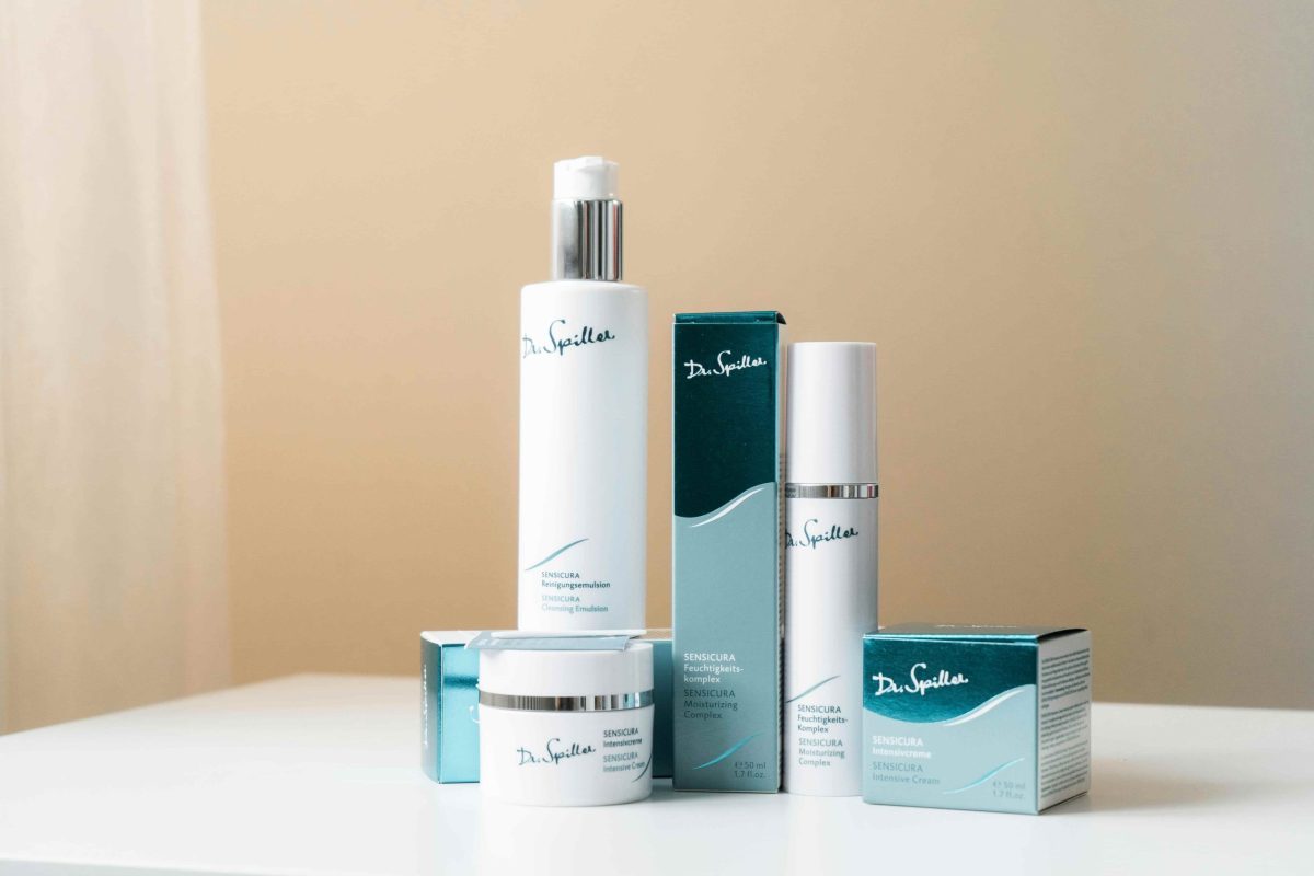 Skinlab luôn cam kết sử dụng nguyên liệu có nguồn gốc rõ ràng đồng thời áp dụng quy trình chăm sóc hiện đại với đội ngũ chuyên viên lành nghề