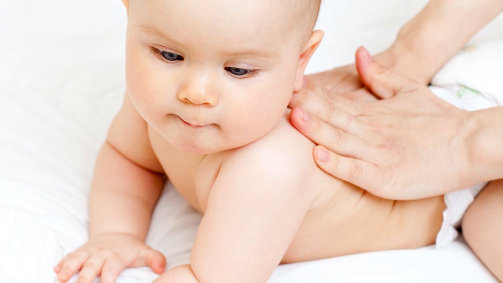 Chăm sóc da trẻ em mùa đông đòi hỏi sự kiên nhẫn và hiểu biết toàn diện từ phụ huynh để bảo vệ làn da nhạy cảm của bé