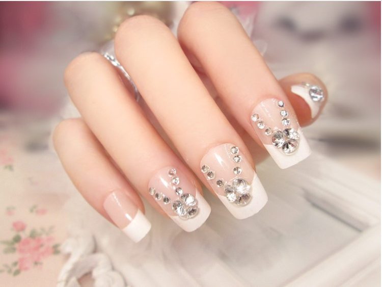 Những lưu ý trên sẽ giúp khách hàng tránh được rủi ro không mong muốn và đảm bảo trải nghiệm làm nail vừa đẹp vừa an toàn.