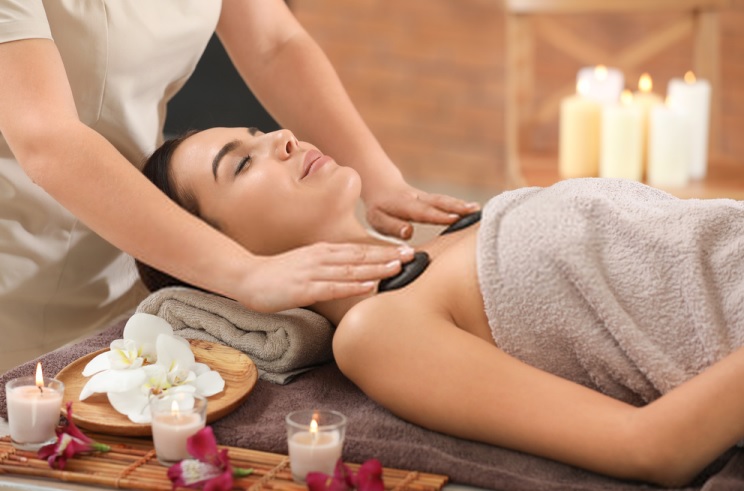 Spa Thái mang đến một định nghĩa mới về chăm sóc sức khỏe, nơi mà sự tinh tế của truyền thống gặp gỡ khoa học hiện đại