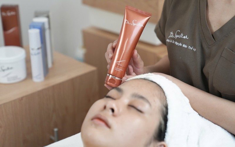 Skinlab cam kết cung cấp các sản phẩm chống nắng đạt chuẩn, tích hợp công nghệ tiên tiến