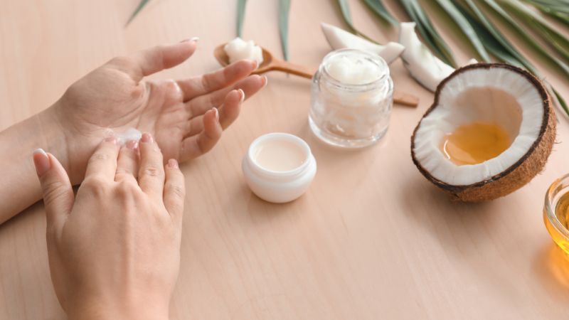 Giữ gìn làn da đẹp với dầu dưỡng da giao mùa phù hợp