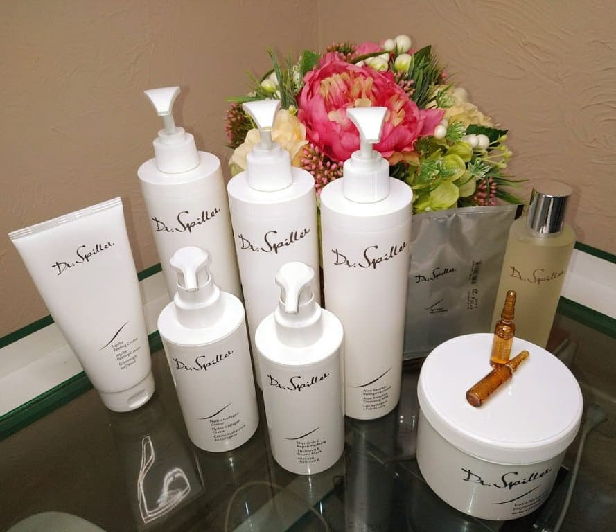 Việc lựa chọn mỹ phẩm spa organic cần dựa trên những tiêu chí nghiêm ngặt để đảm bảo an toàn cho làn da