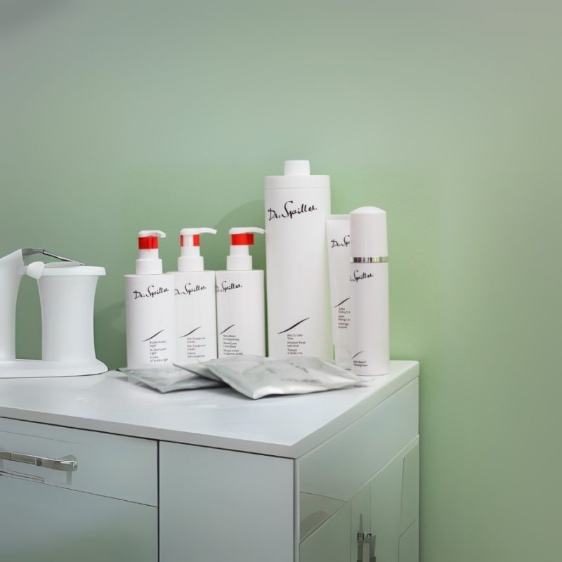 ứng dụng mỹ phẩm thiên nhiên giao mùa phối hợp với công nghệ hiện đại tại Skinlab tạo thành một chuỗi chăm sóc toàn diện và hiệu quả