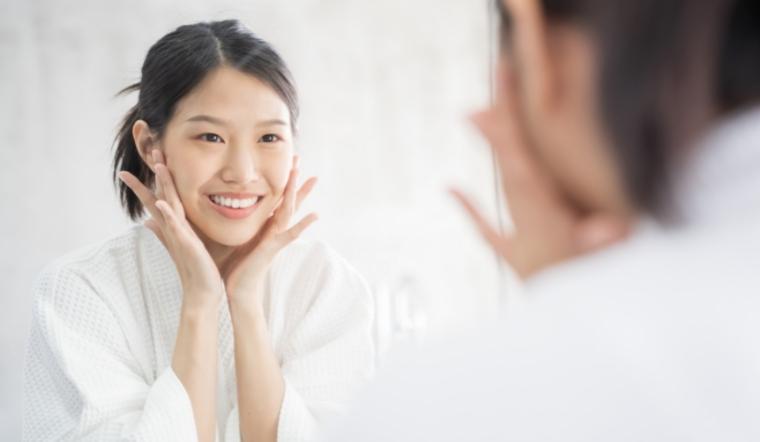 skincare cấp ẩm chuyên sâu giao mùa ngày càng được chú trọng để duy trì làn da khỏe mạnh, căng mướt và tránh các dấu hiệu lão hóa sớm.