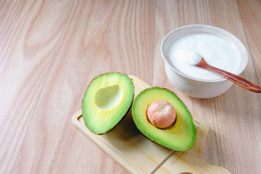 Lời khuyên chăm sóc da mùa thu cùng sữa chua dưỡng ẩm