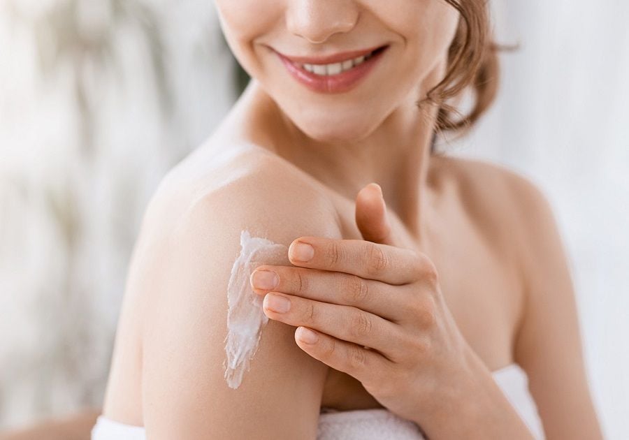 Bí quyết chăm sóc da body trắng mịn tại nhà không chỉ giúp tiết kiệm chi phí mà còn mang lại hiệu quả lâu dài nếu biết áp dụng đúng cách.