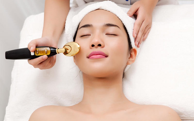 Lưu ý khi sử dụng dịch vụ cấy DNA cá hồi trẻ hóa da mặt