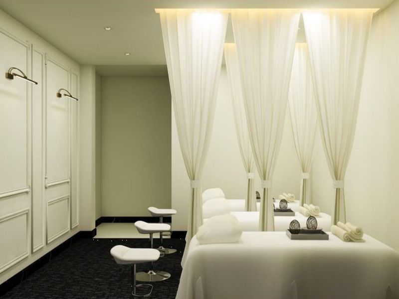 Đầu tư vào khóa học setup spa từ A-Z cho người mới bắt đầu chính là bước đi chiến lược, giúp bạn xây dựng nền tảng vững chắc cho spa