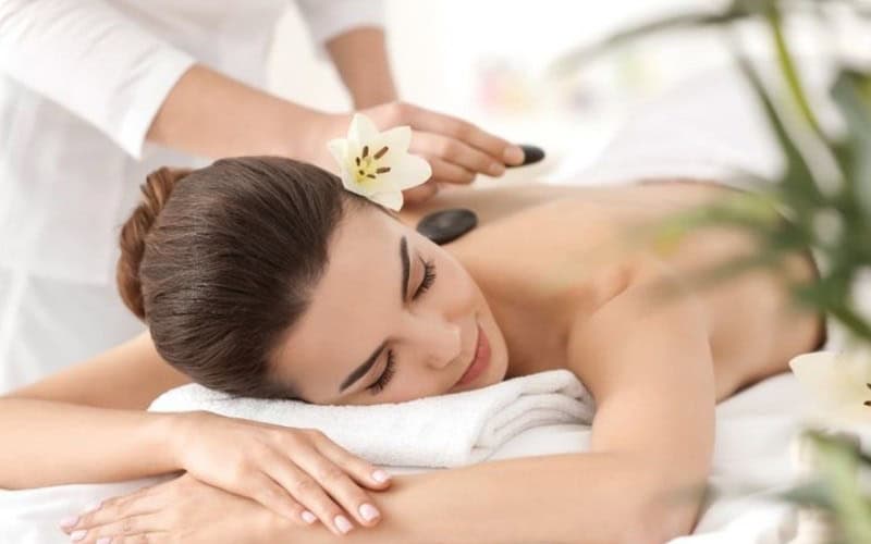 Duy trì sự cân bằng trong cuộc sống bận rộn hiện nay đòi hỏi bạn cần phải biết cách chăm sóc sức khỏe đúng cách và hiệu quả